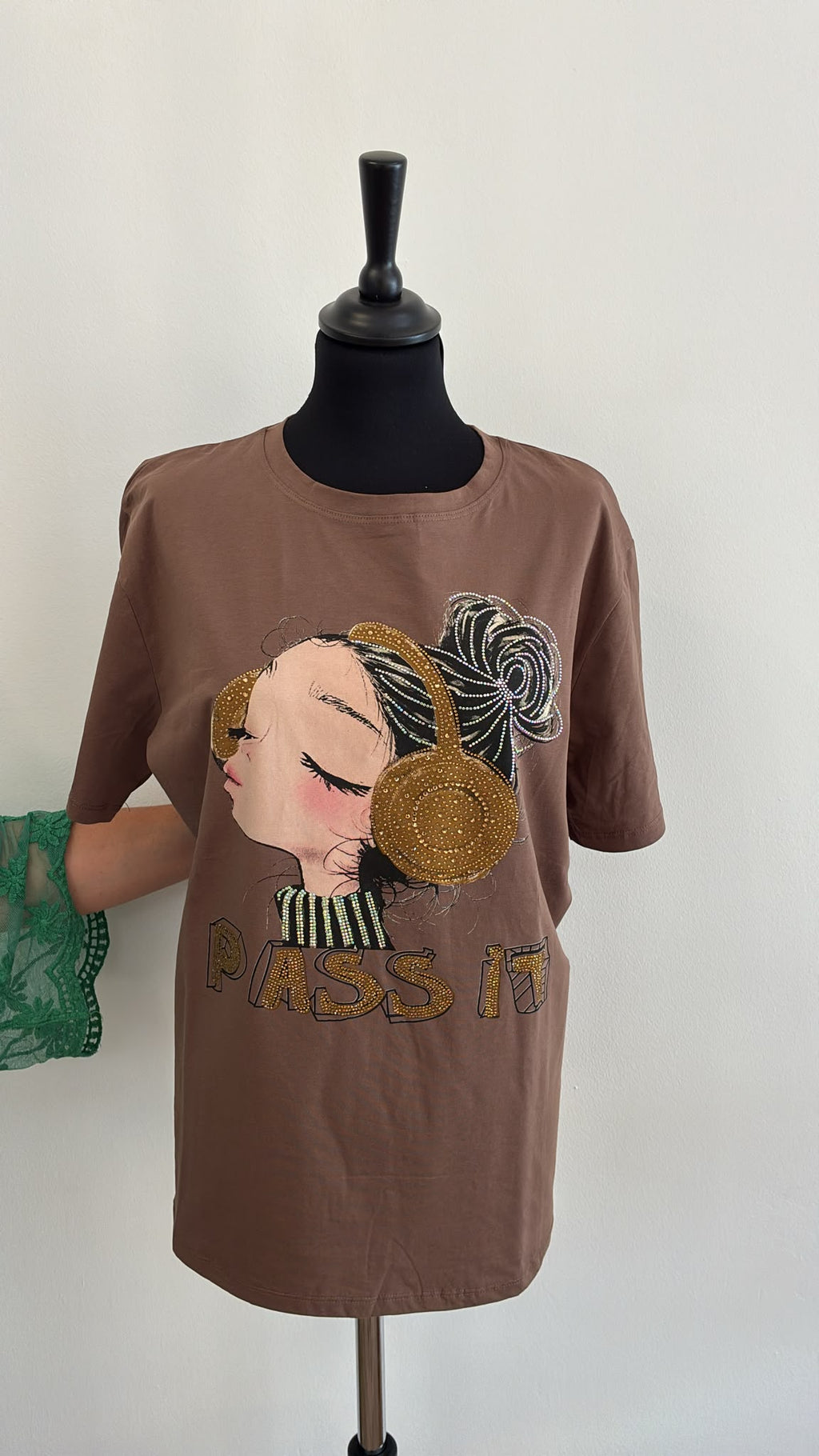 Camiseta Pass It - Camel