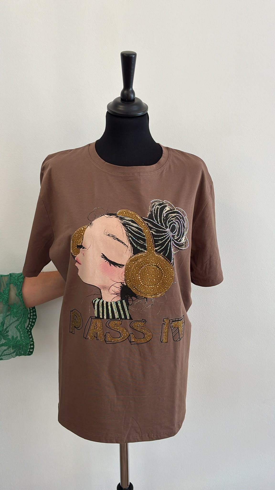 Camiseta Pass It - Camel