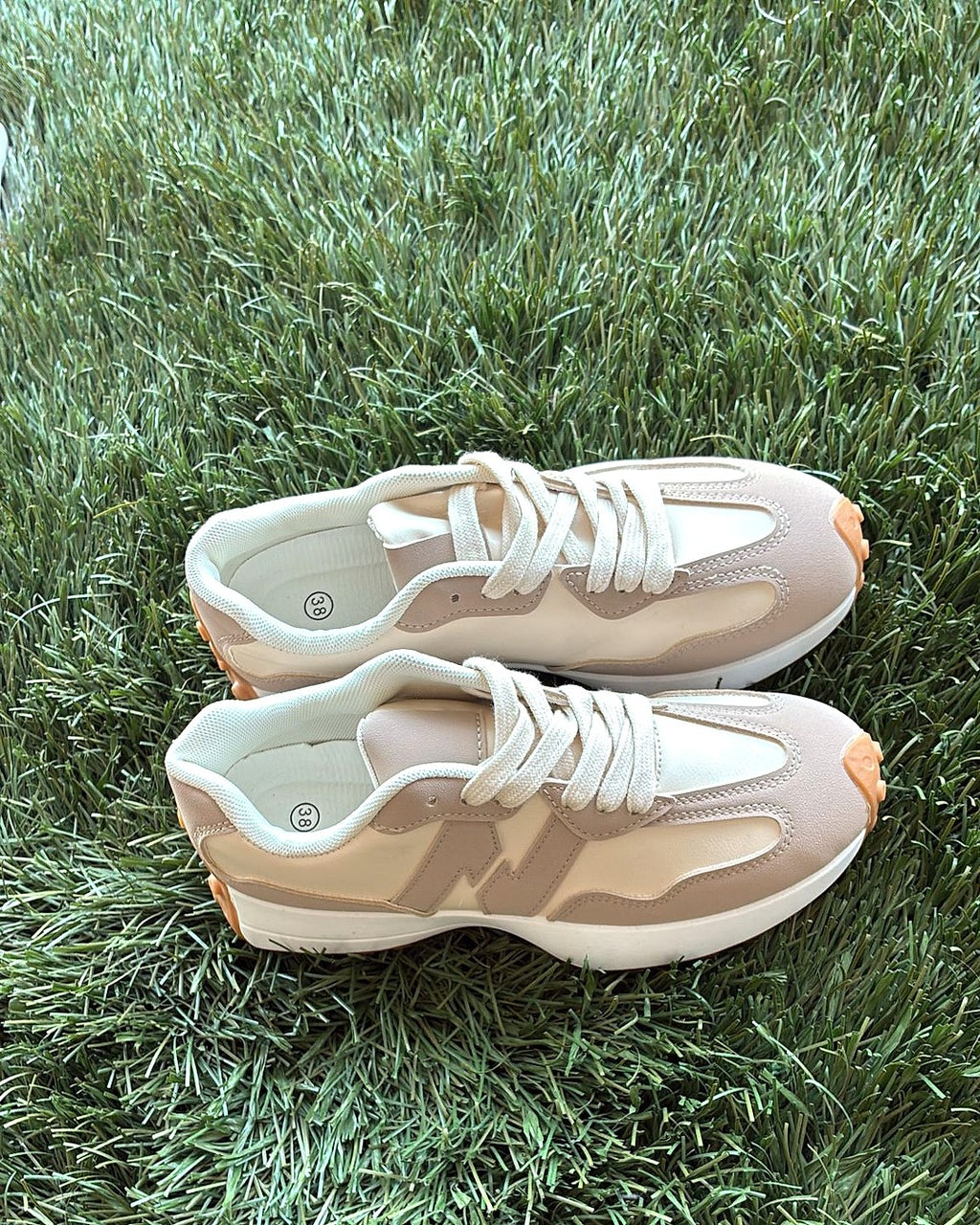 Zapatilla Deportiva Topo - Chunky Beige - Imagen 2