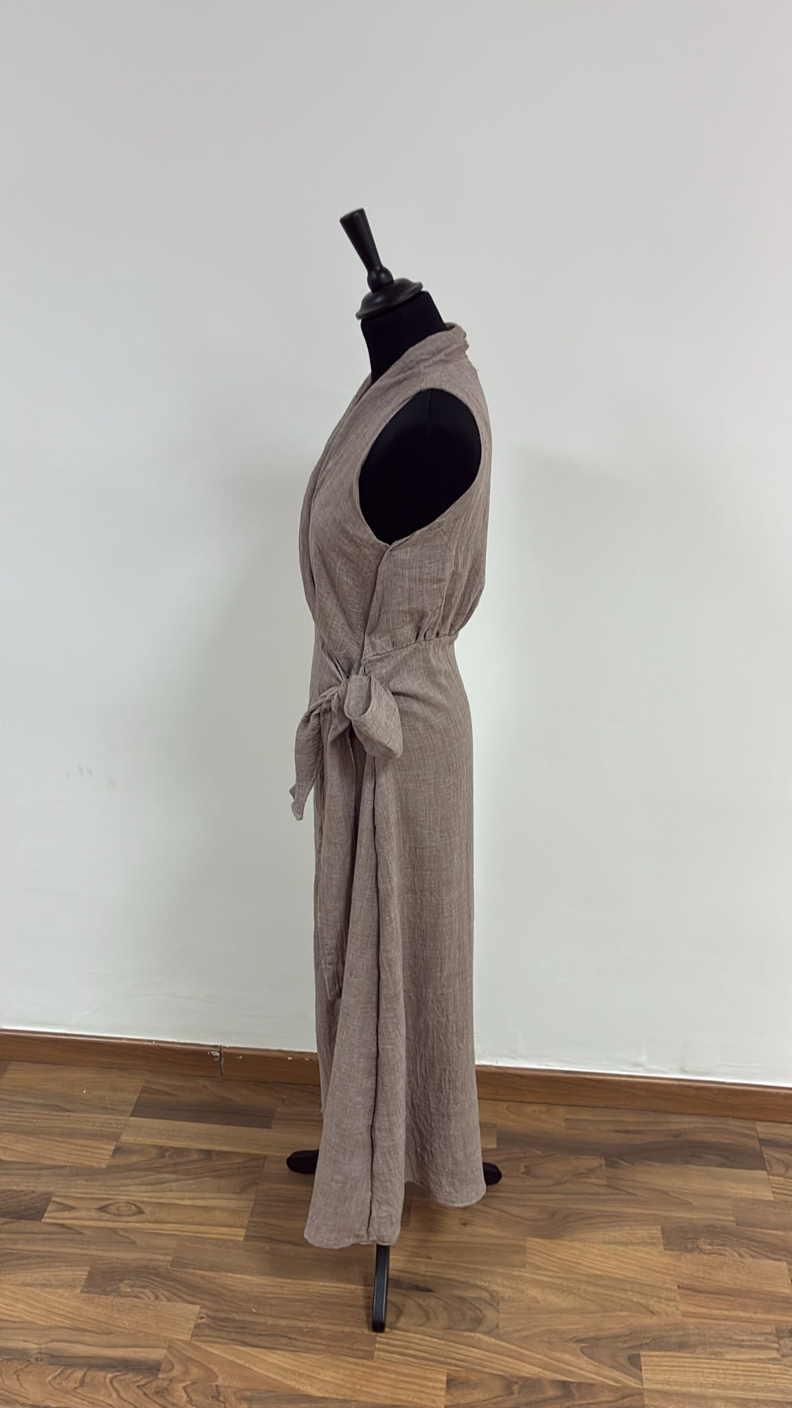 Vestido Cruzado de Lino Topo